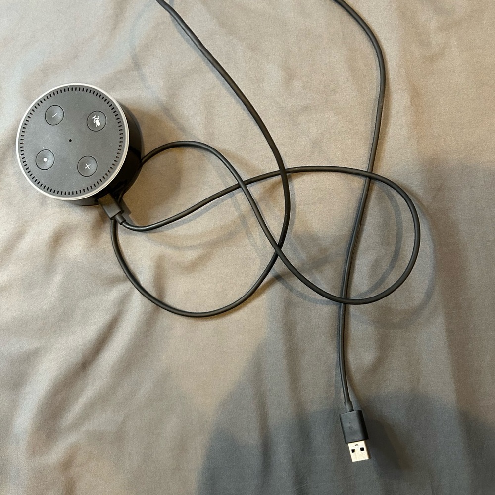 Amazon Black Echo Dot Power Base with Attached Cable (LIKE NEW) - Picture 10 of 10
